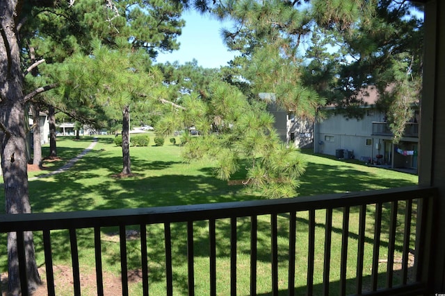 exterior space featuring a balcony