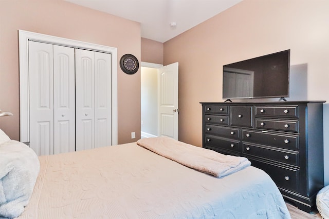 bedroom featuring a closet