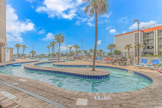 view of swimming pool