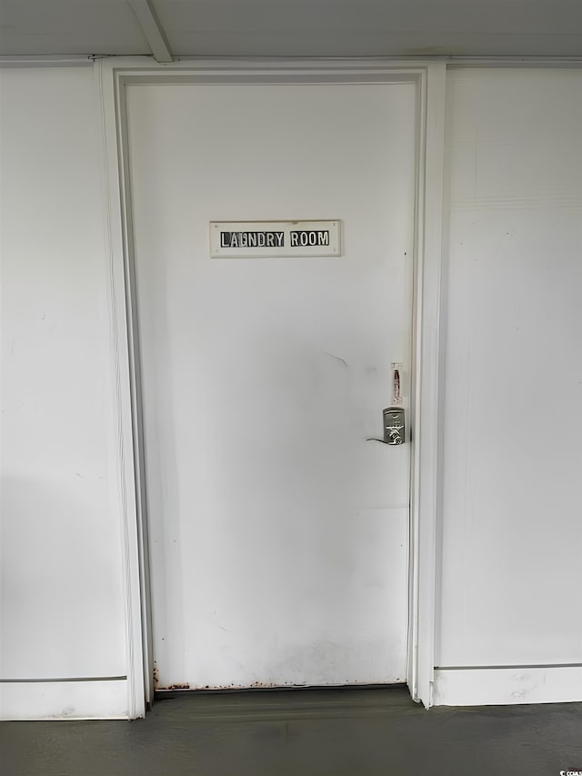 view of interior details