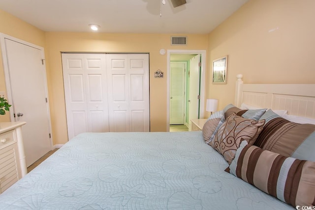 bedroom featuring a closet and ceiling fan