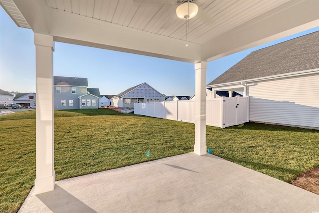 view of patio with ceiling fan