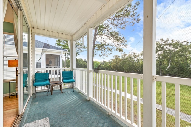 view of sunroom / solarium