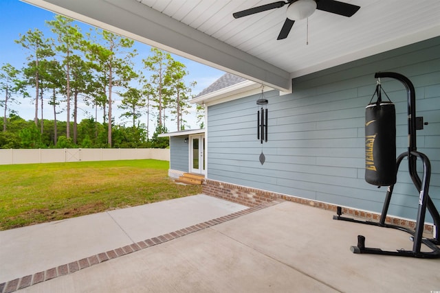 view of patio featuring ceiling fan