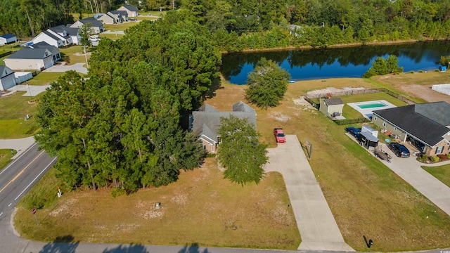 bird's eye view with a water view