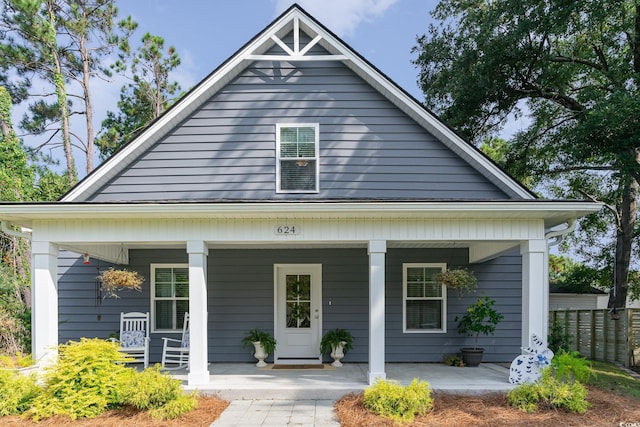 view of front facade with covered porch