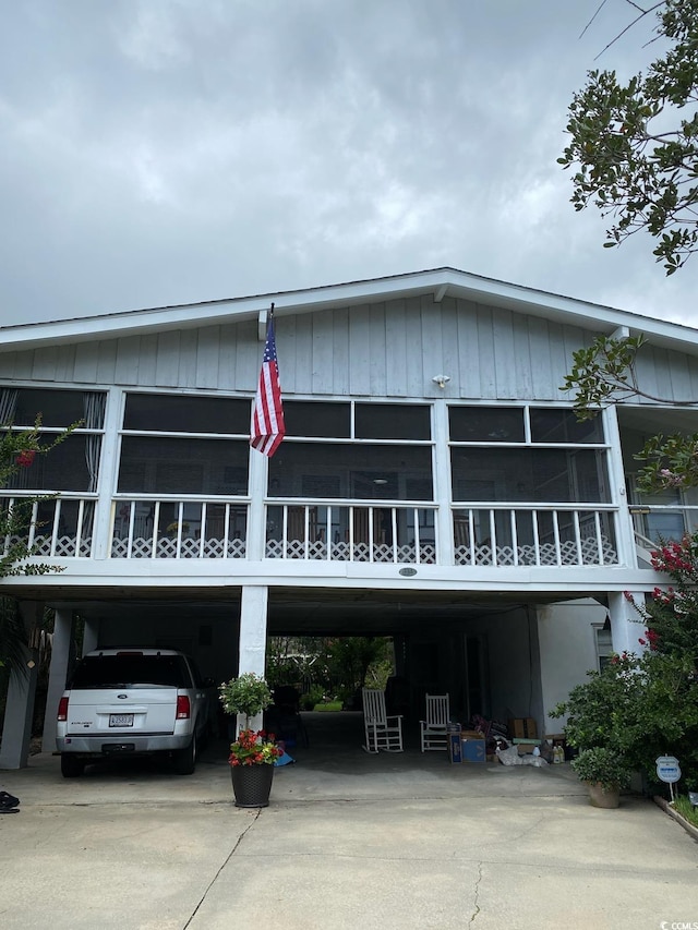 view of front facade