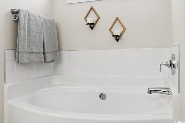 bathroom with a bathtub