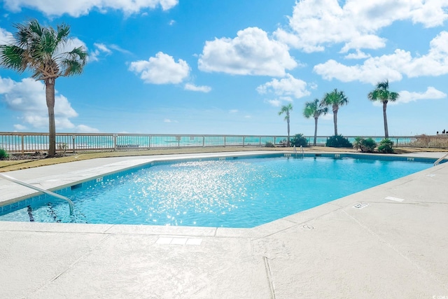 view of swimming pool