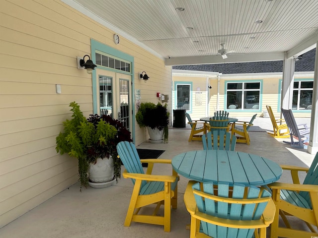 view of patio with ceiling fan