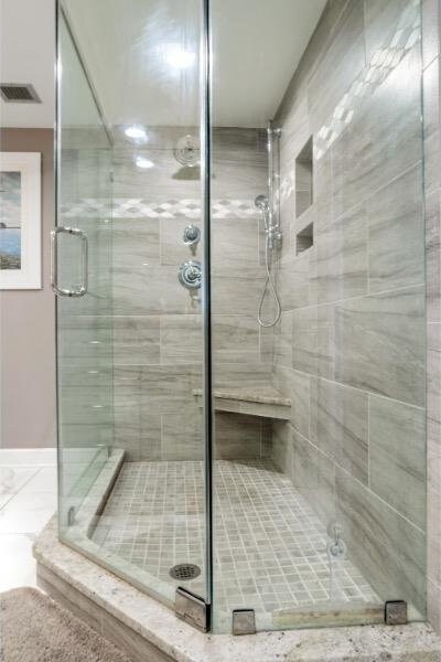 bathroom featuring walk in shower