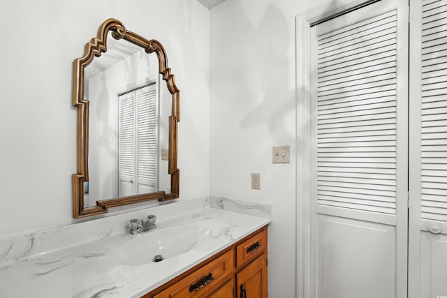 bathroom with vanity