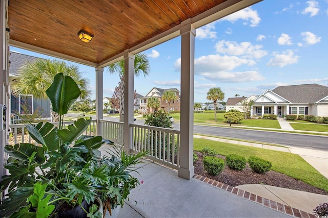 view of patio / terrace with covered porch