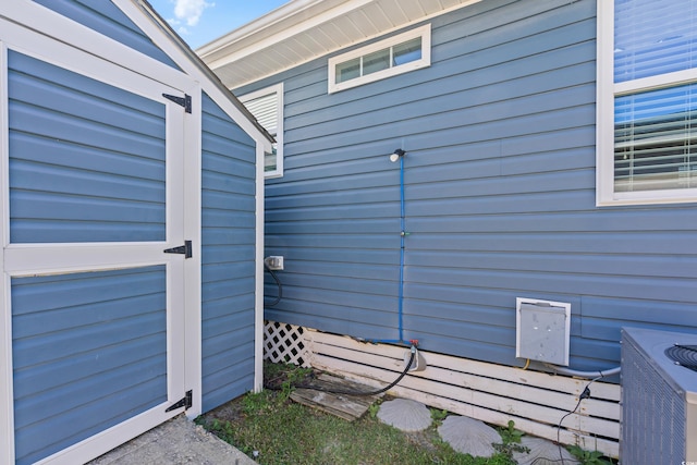 entrance to property with central AC