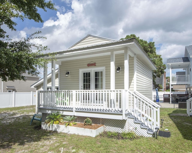 bungalow featuring a porch