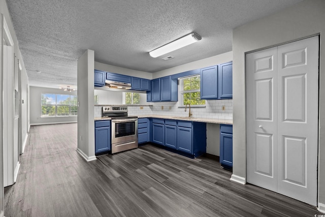 kitchen with blue cabinetry, sink, dark hardwood / wood-style floors, and stainless steel electric range oven