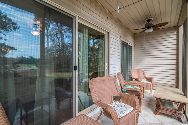 balcony with a ceiling fan