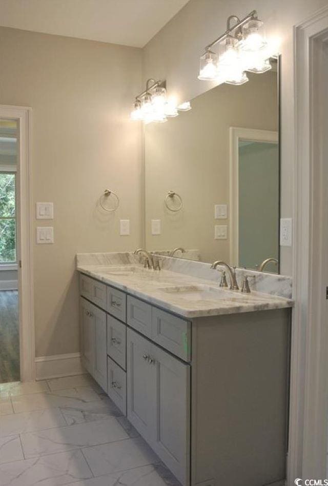 bathroom with vanity