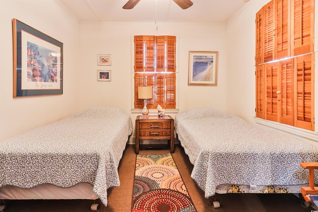 bedroom featuring ceiling fan