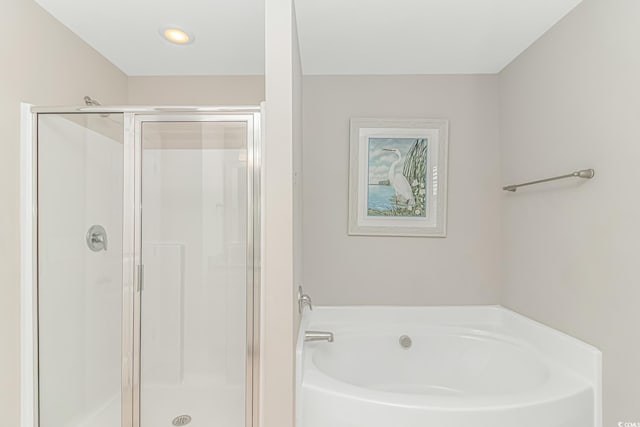 6001-MH32A S Kings Hwy, Myrtle Beach, SC 29575 - bathroom with independent shower and bath