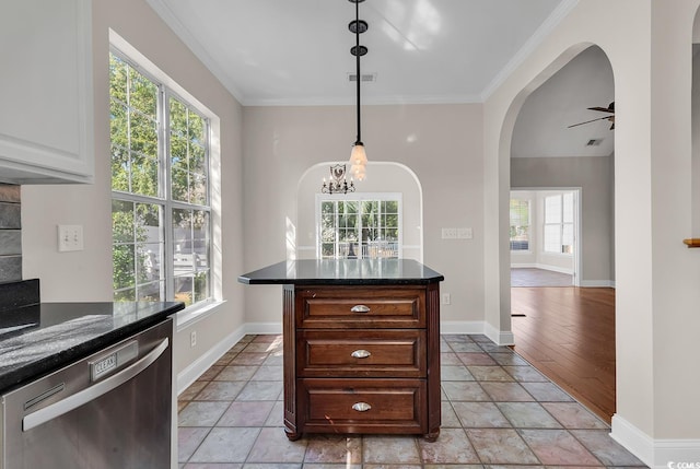 kitchen featuring dishwasher, ceiling fan with notable chandelier, crown molding, and light hardwood / wood-style flooring