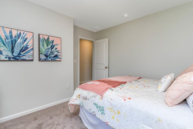 view of carpeted bedroom