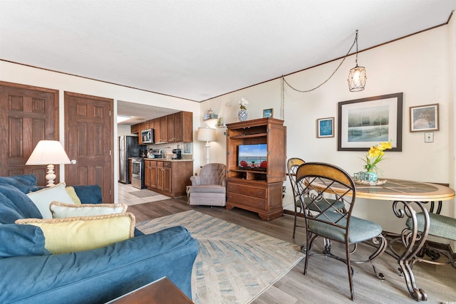 200 76th Ave N Unit 1106, Myrtle Beach, SC 29572 - living area featuring light wood finished floors