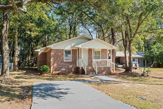 view of front of home with covered porch