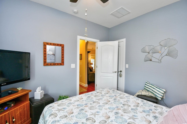 bedroom featuring ceiling fan