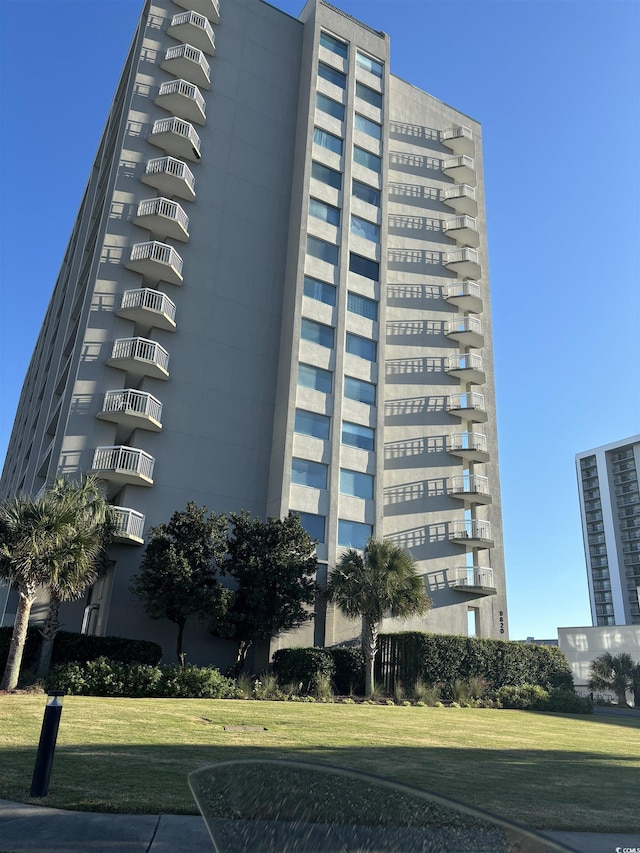 9820 S Queensway Blvd Unit 607, Myrtle Beach SC, 29572, 2 bedrooms, 2 baths condo for sale