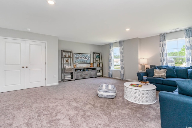 sitting room with carpet