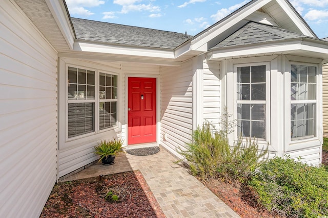 419 Mckendree Ln, Myrtle Beach, SC 29579 - view of exterior entry featuring roof with shingles
