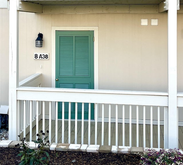 view of entrance to property