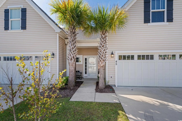 view of front of house with a garage