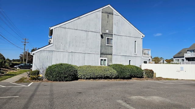 view of home's exterior