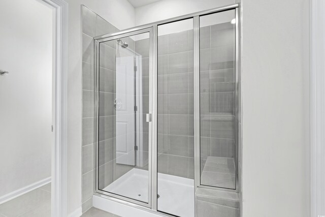 bathroom with walk in shower