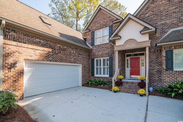 view of front of house with a garage