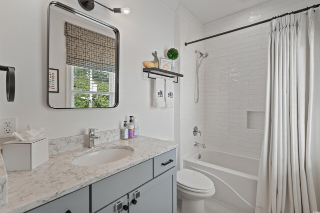 bathroom featuring vanity and a shower with curtain