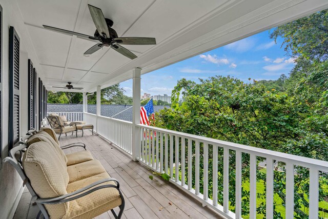 deck featuring ceiling fan