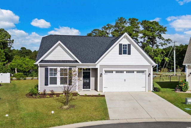 view of front of property with a front yard