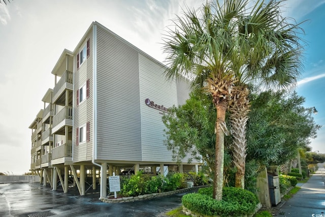 4305 S Ocean Blvd Unit 205, North Myrtle Beach, SC 29582 - view of building exterior
