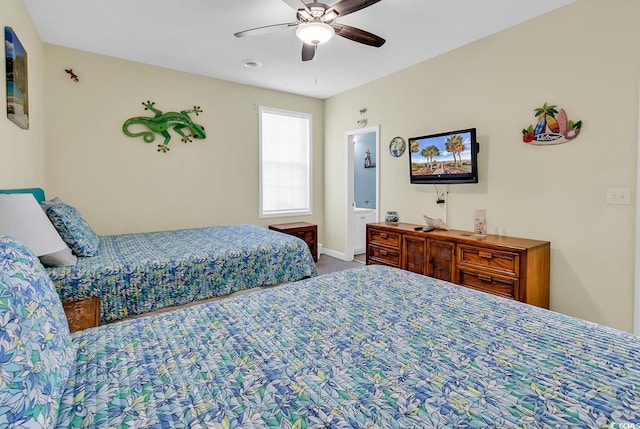 bedroom with carpet flooring and ceiling fan