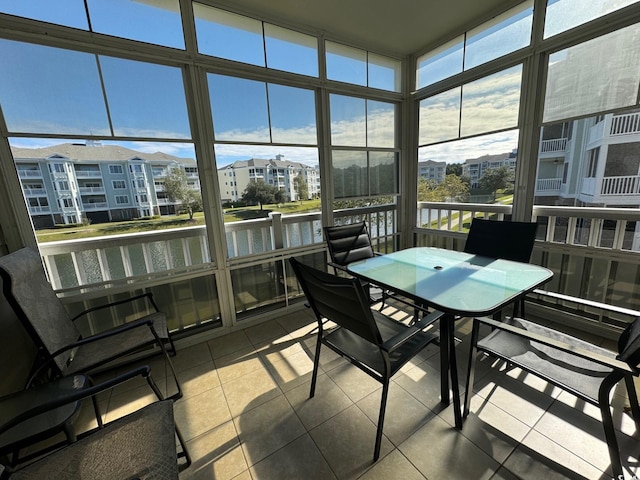 view of sunroom / solarium