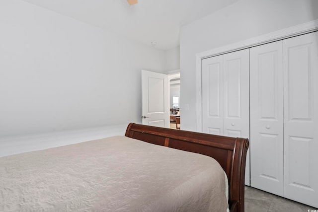 bedroom with a closet and ceiling fan