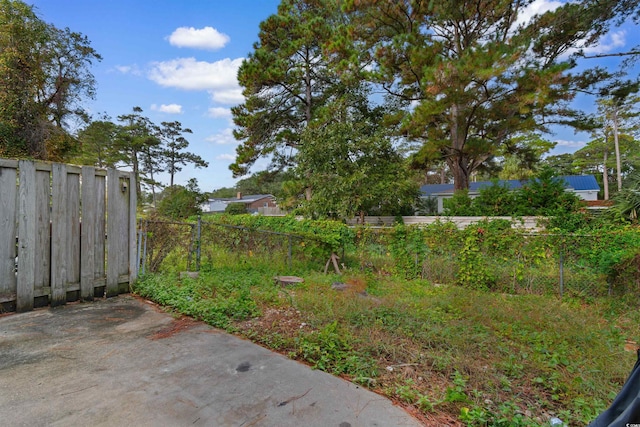 4505 N Kings Hwy Unit C3, Myrtle Beach, SC 29577 - fenced backyard featuring a patio