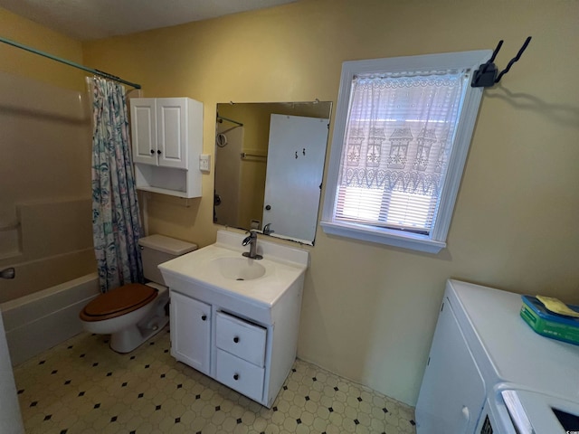 full bathroom featuring vanity, shower / bathtub combination with curtain, and toilet