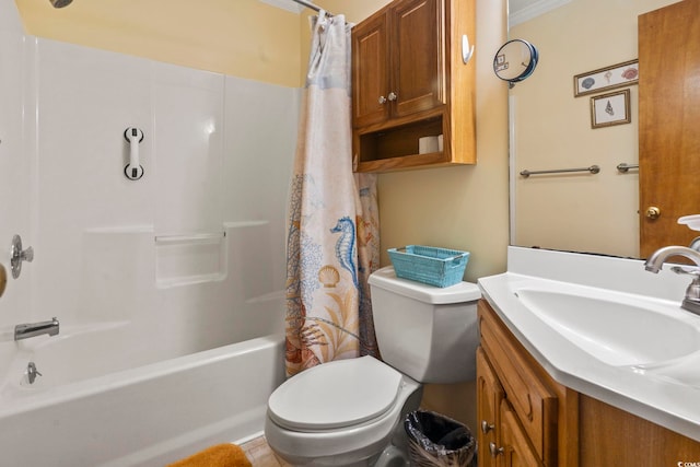 full bathroom with shower / tub combo with curtain, vanity, toilet, and crown molding