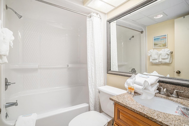 5308 N Ocean Blvd Unit 1014, Myrtle Beach, SC 29577 - bathroom featuring shower / bathtub combination with curtain, vanity, and toilet