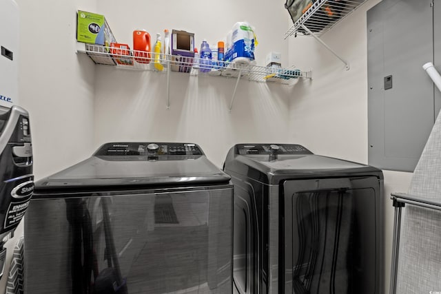 laundry area featuring laundry area and independent washer and dryer