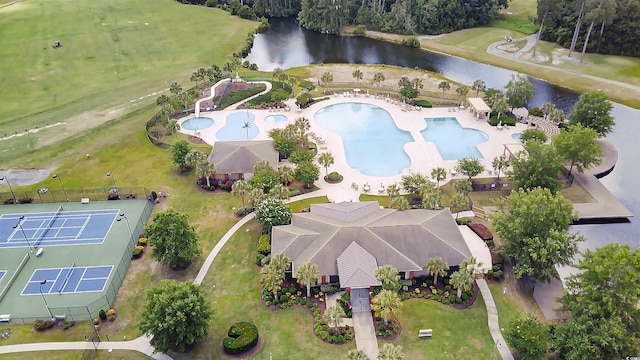 bird's eye view with a water view